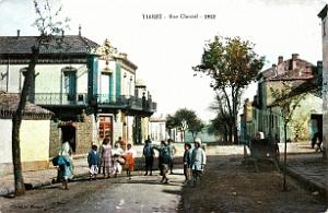 1828- Tiaret - Rue Clauzel en 1912